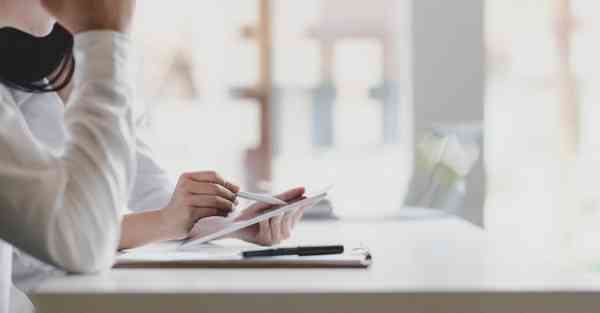 君华智能机器人 智能机器人十大排名