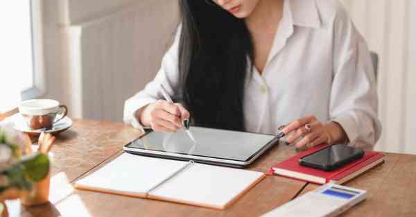 智能机器人不听主人的命令