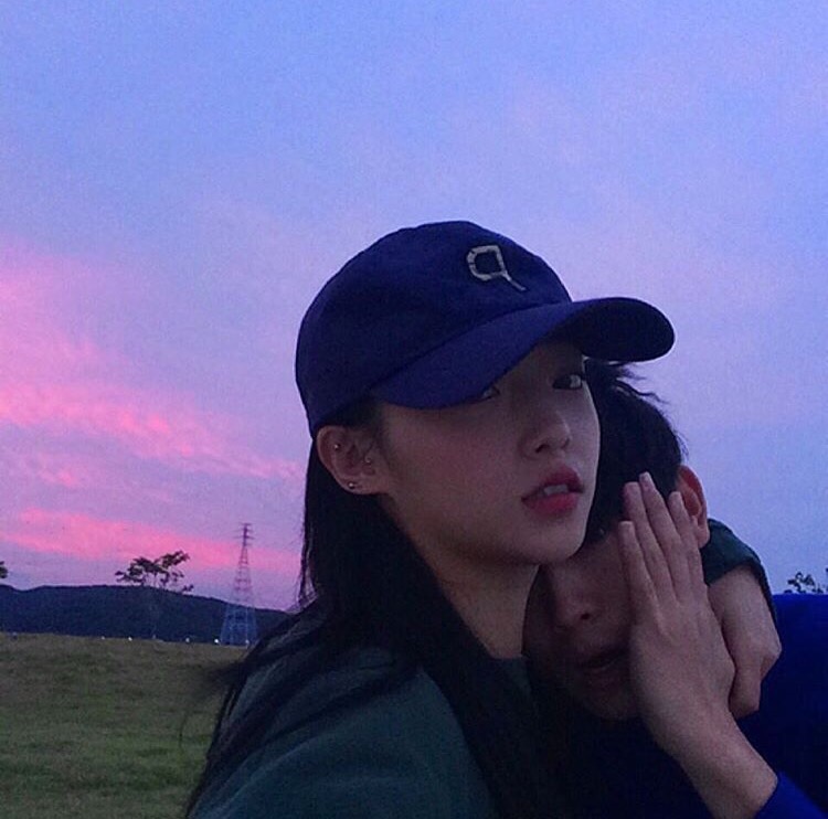 印苇彩岩