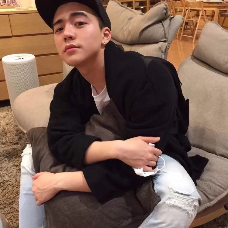 邵堂娅珊