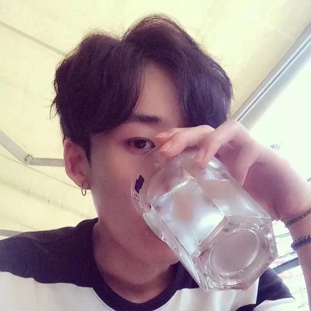 苏邦雯妹