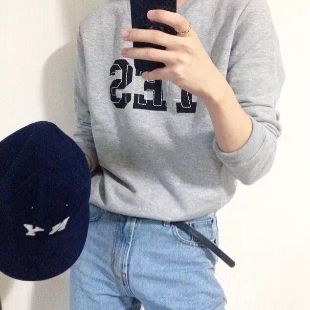 劳媚航庆