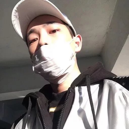 罗威影平