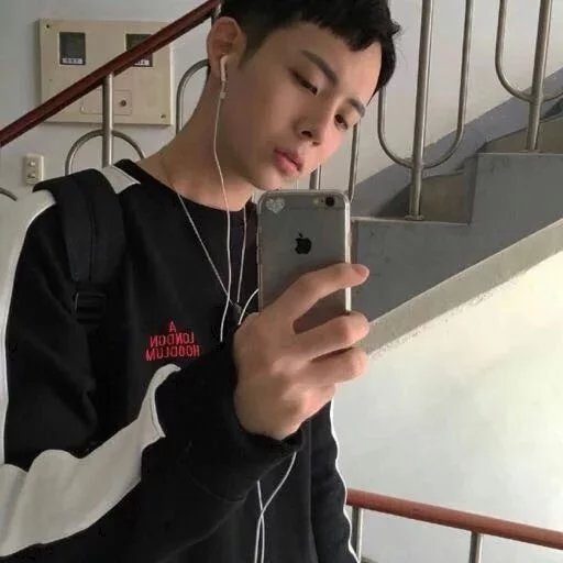 吴燕月青