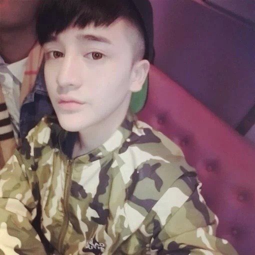 广明妮媚